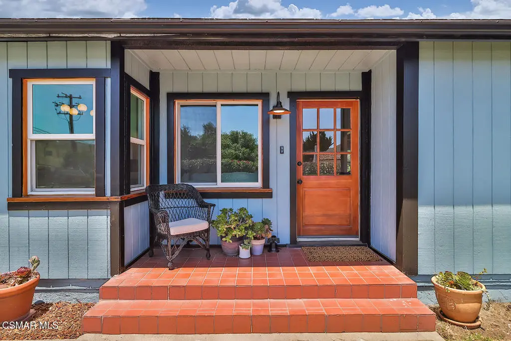 Single Family Residence for rent at 59 Lewis Street, Ventura, CA featuring 3 beds and 2 baths