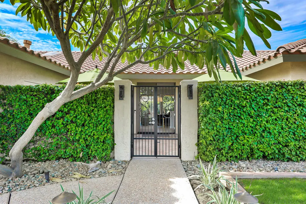 Residential Lease for rent at 48721 Santa Ursula Street, La Quinta, Riverside County, CA featuring 3 beds and 3 baths