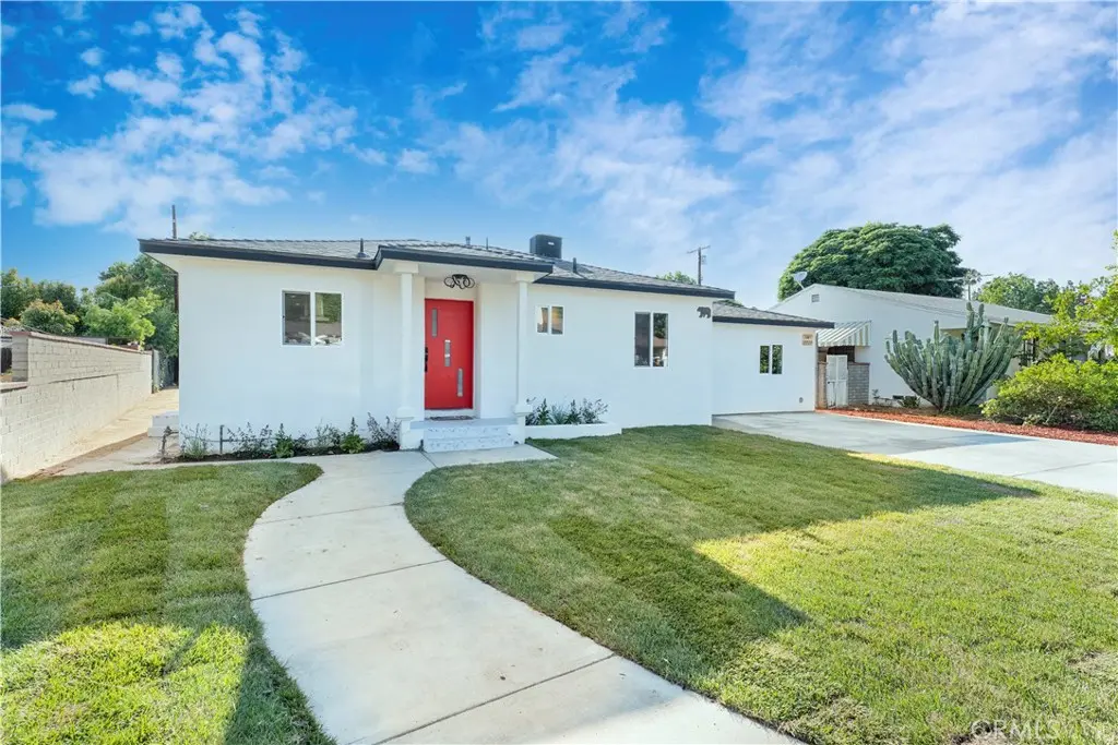 7719 Nestle Avenue, Reseda, CA — listing photo 1
