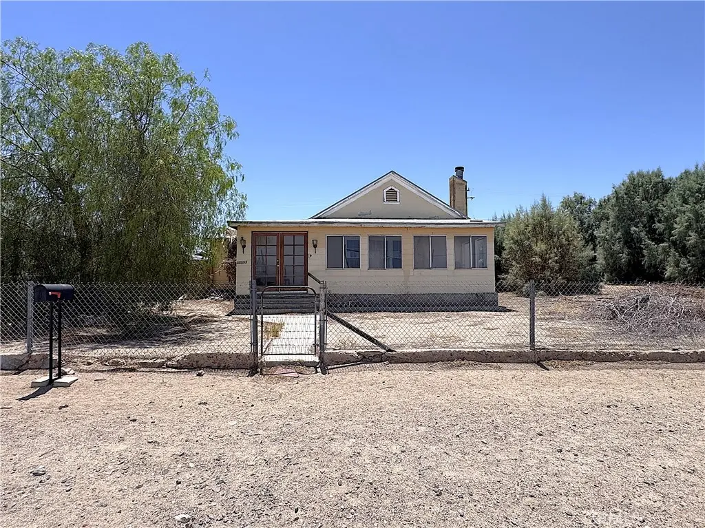 35587 National Trails, Daggett, CA — listing photo 1
