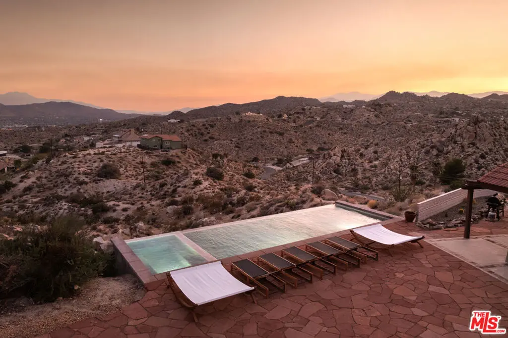 57387 San Juan Road, Yucca Valley, CA — listing photo 1