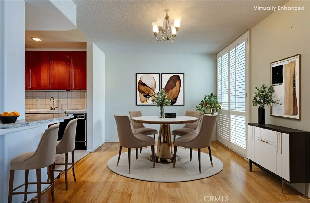 5454 Zelzah Avenue 215, Encino, CA — listing photo 1