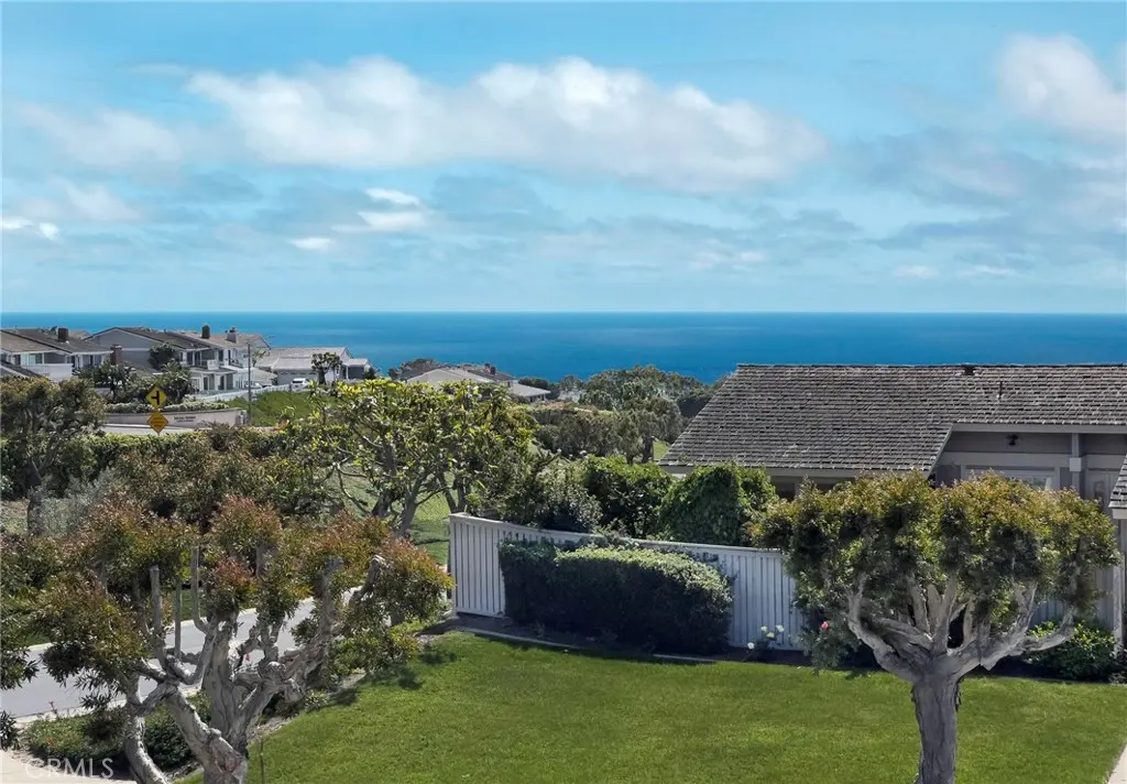 Single Family Residence for rent at 33721 Flying Jib Drive, Dana Point, CA featuring 3 beds and 2 baths