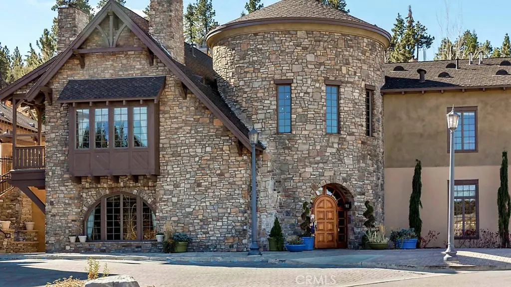 40671 Village 13A, Big Bear, CA — listing photo 1