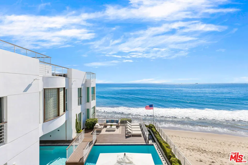 Residential Lease for rent at 32062 Pacific Coast Highway, Malibu, Los Angeles County, CA featuring 4 beds and 5 baths