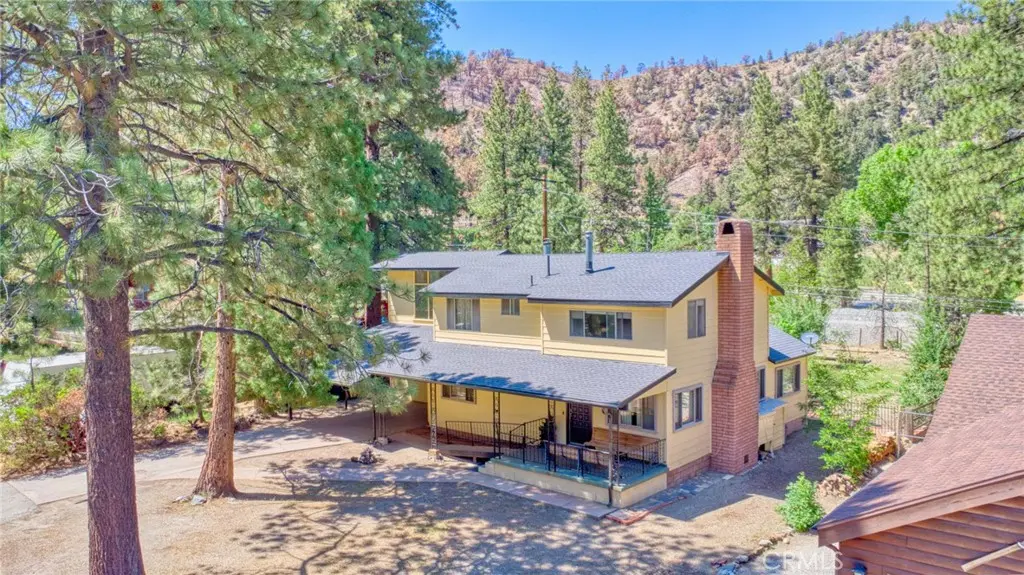 960 Snowbird Road, Wrightwood, CA — listing photo 1