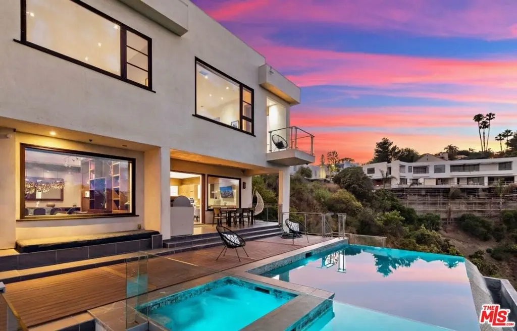 Residential Lease for rent at 1018 Stradella Road, Los Angeles, Los Angeles County, CA featuring 4 beds and 5 baths