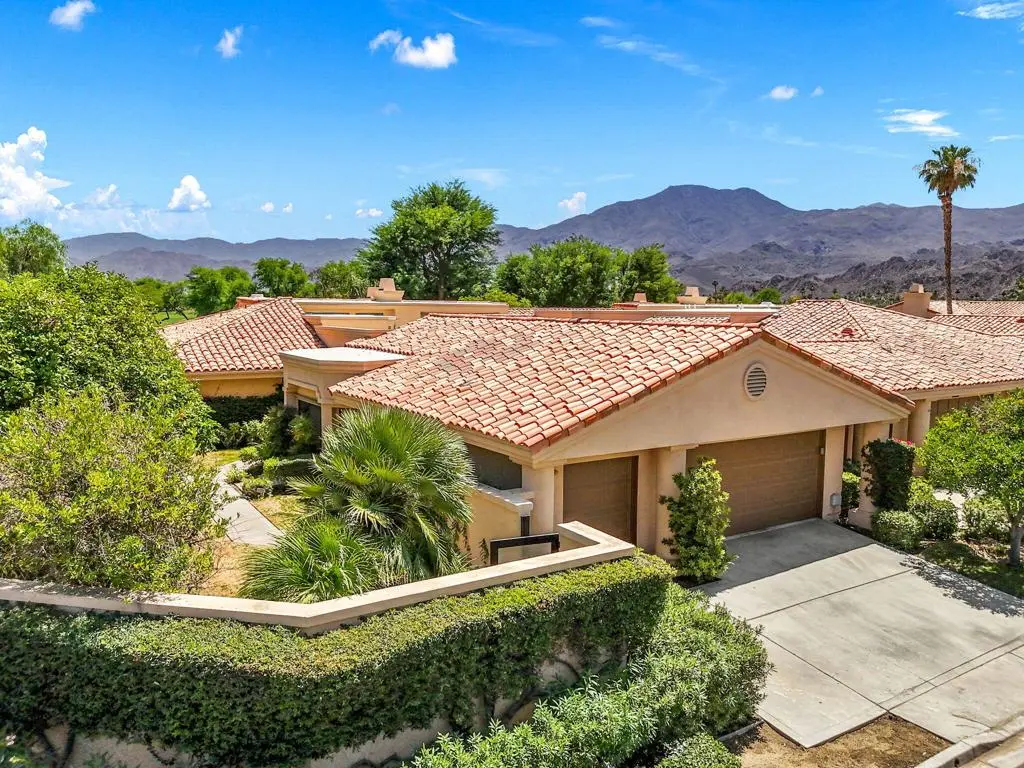 Residential Lease for rent at 54612 Inverness Way, La Quinta, Riverside County, CA featuring 4 beds and 4 baths