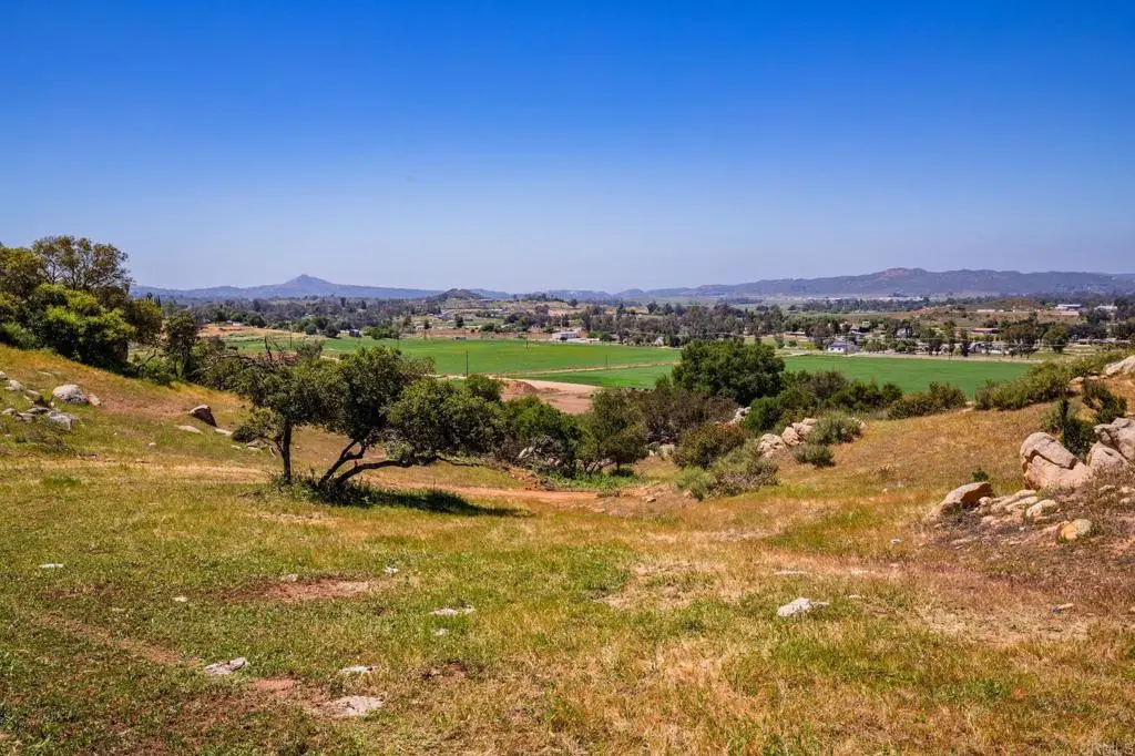 2342 Dye Road, Ramona, CA — listing photo 1