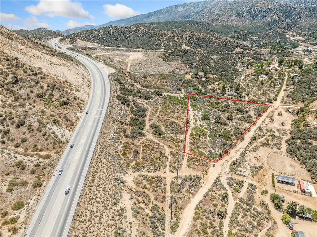 7939 Pipeline Road, Pinon Hills, CA — listing photo 1