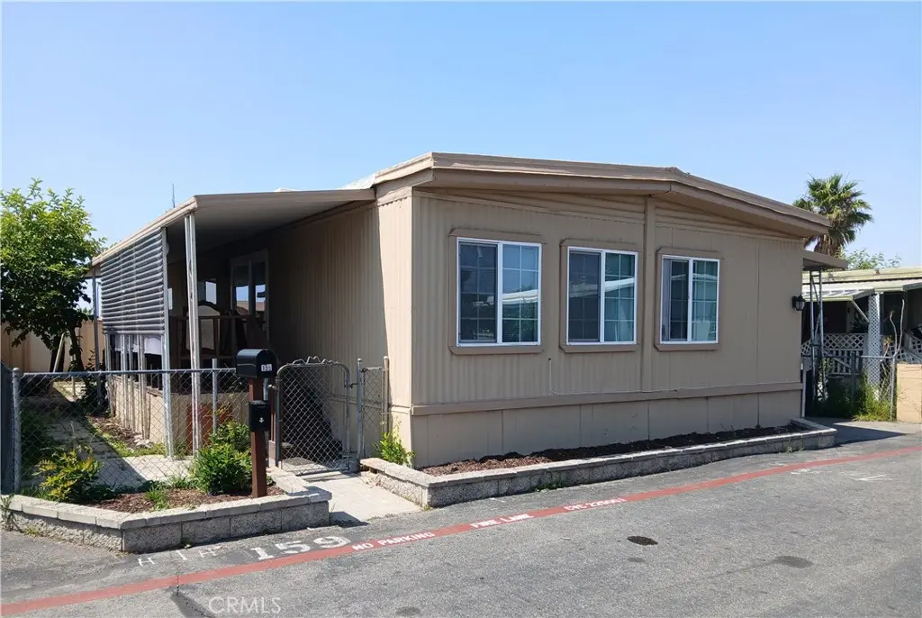 250 Linden Avenue, San Bernardino, CA — listing photo 1