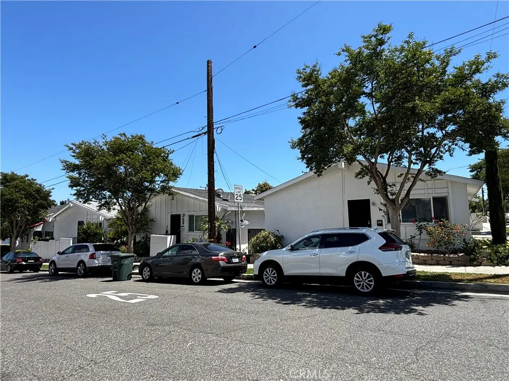989 W 2nd Street, San Pedro, CA — listing photo 1