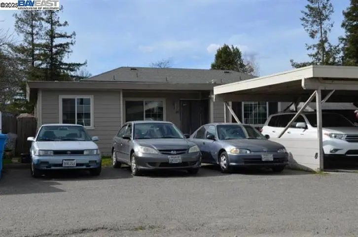 487 Hearn Ave, Santa Rosa, CA — listing photo 1