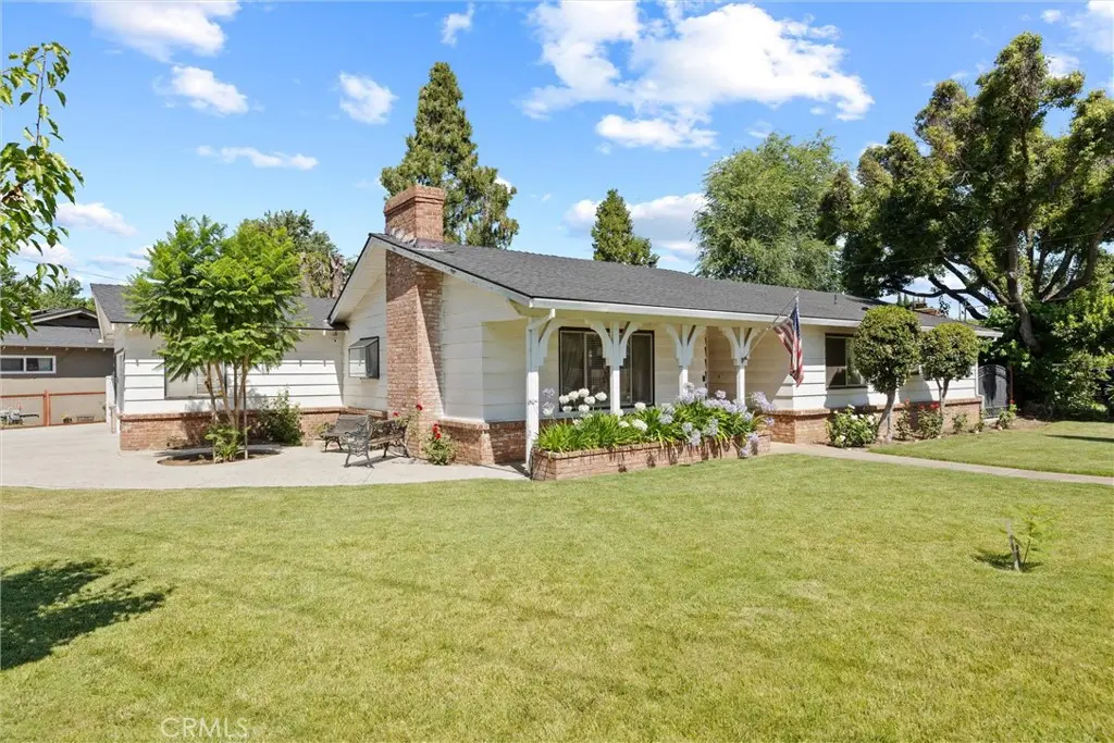 1094 Manzanita Avenue, Chico, CA — listing photo 1