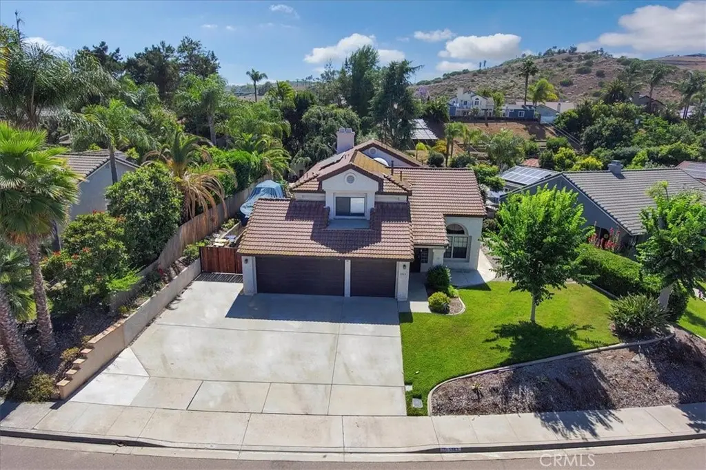 5963 Rio Valle Drive, Bonsall, CA — listing photo 1