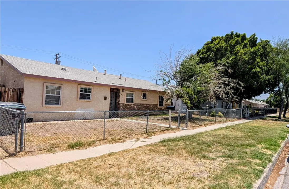 Single Family Residence for sale at 410 N Lovekin Boulevard, Blythe, CA featuring 3 beds and 2 baths