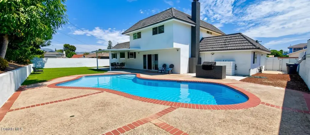 Single Family Residence for rent at 4071 Peoria Avenue, Simi Valley, CA featuring 5 beds and 3 baths