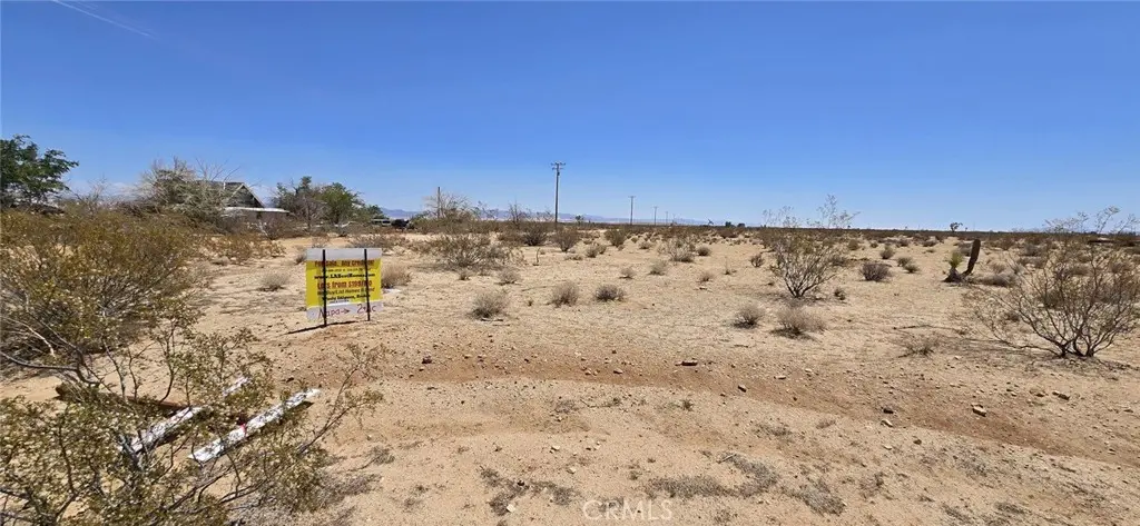 61329 Moon Drive, Landers, CA — listing photo 1
