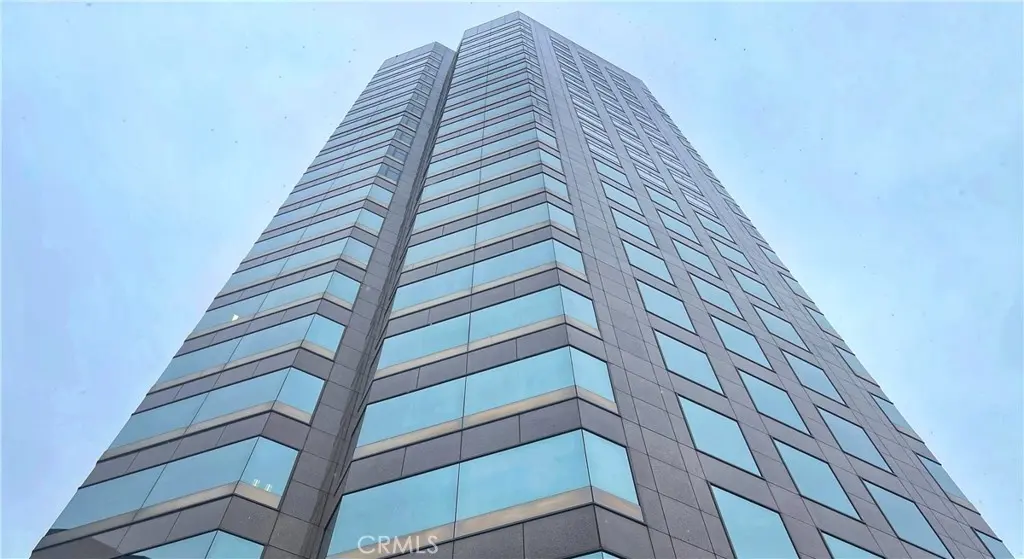 Condominium for sale at 801 S Grand Avenue 1608, Los Angeles, CA featuring 2 beds and 2 baths