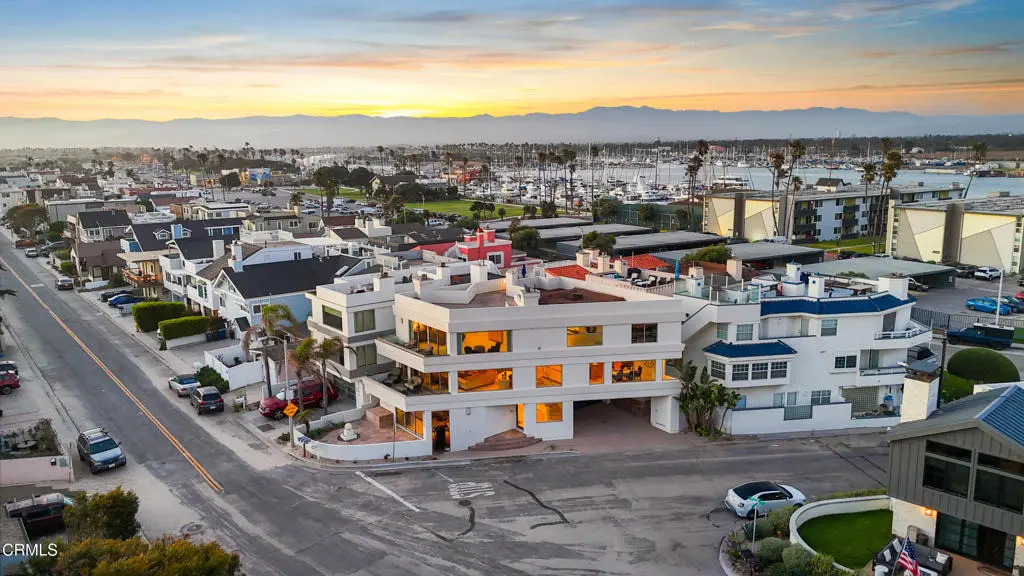 Single Family Residence for sale at 3300 Ocean Drive, Oxnard, CA featuring 3 beds and 4 baths