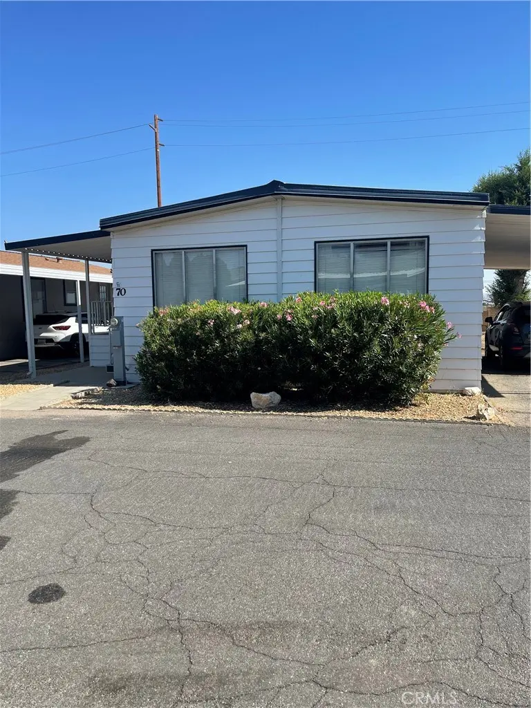 22601 Bear Valley Road 70, Apple Valley, CA — listing photo 1