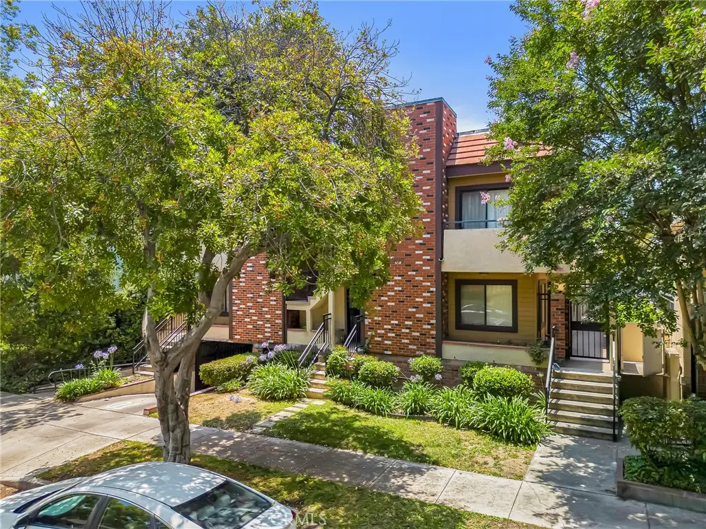 1207 N Columbus Avenue, Glendale, CA — listing photo 1