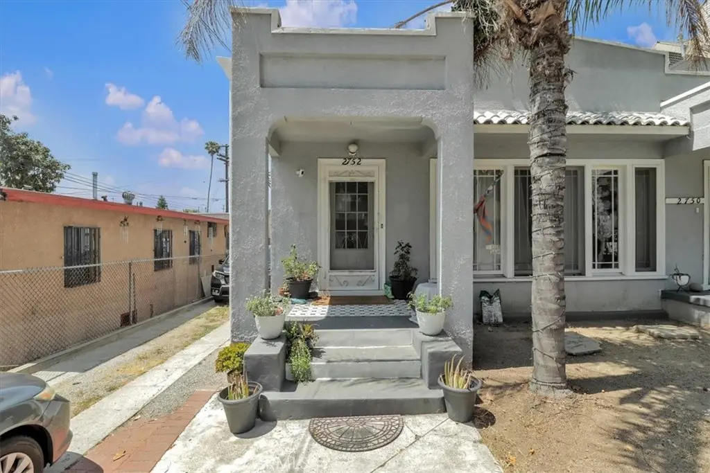 Duplex for sale at 2750 Folsom Street, Los Angeles, CA