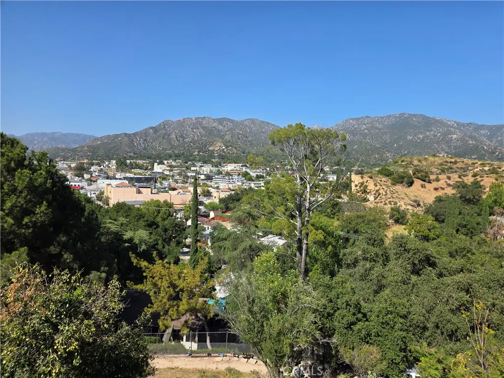 9739 Oak Bend Drive, Tujunga, CA — listing photo 1