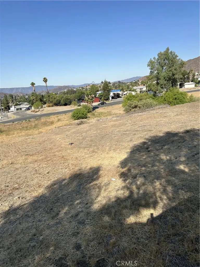 84 Goetz, Menifee, CA — listing photo 1