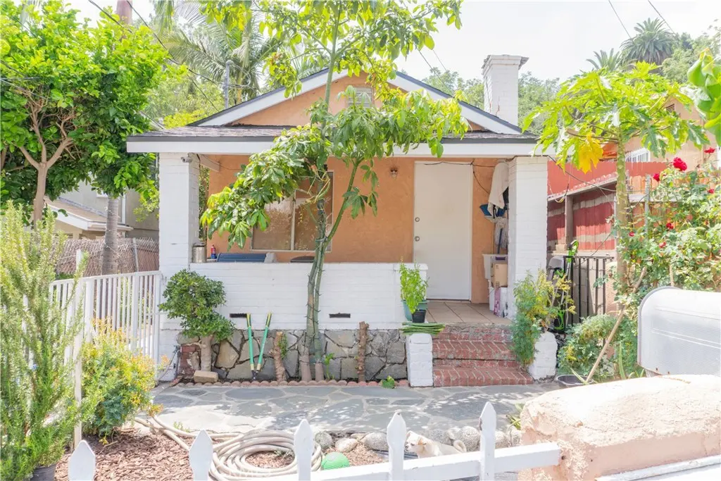 Duplex for sale at 4206 Mercury Avenue, Los Angeles, CA