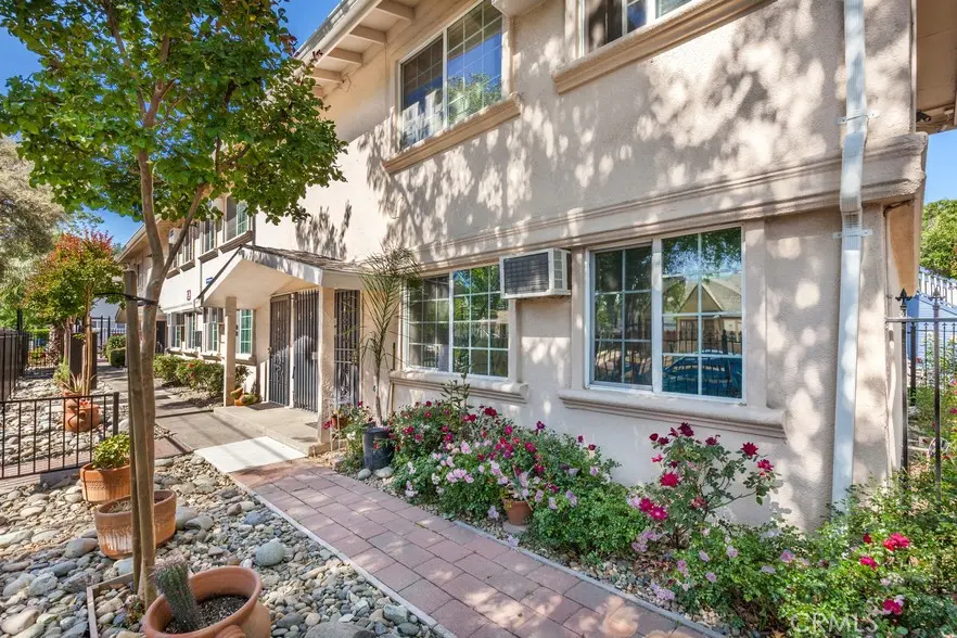 Mixed Use for sale at 2700 32nd Street, Sacramento, CA
