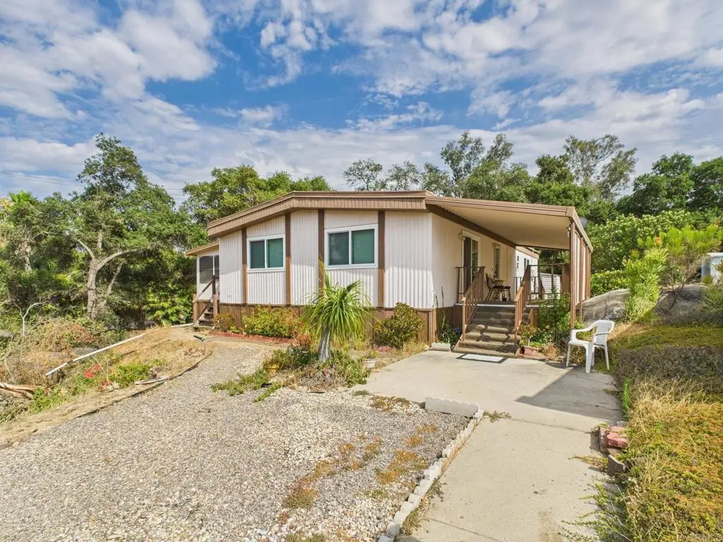 13460 Hwy 8 Business 124, Lakeside, CA — listing photo 1