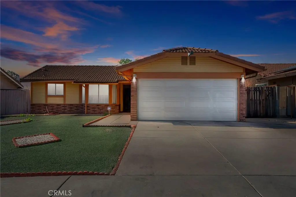 11587 Triumph Lane, Moreno Valley, CA — listing photo 1