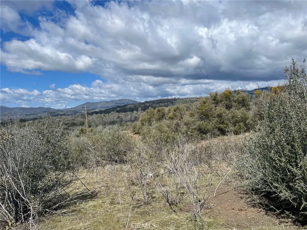 34 Miami Highlands, Oakhurst, CA — listing photo 1