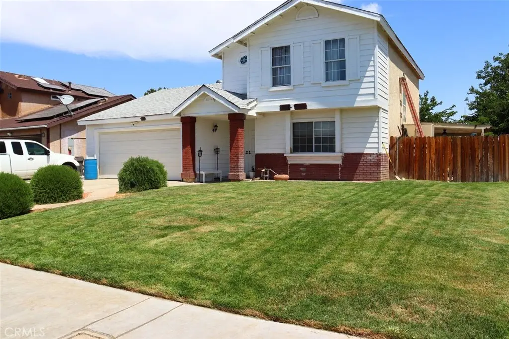 5009 E Avenue R11, Palmdale, CA — listing photo 1