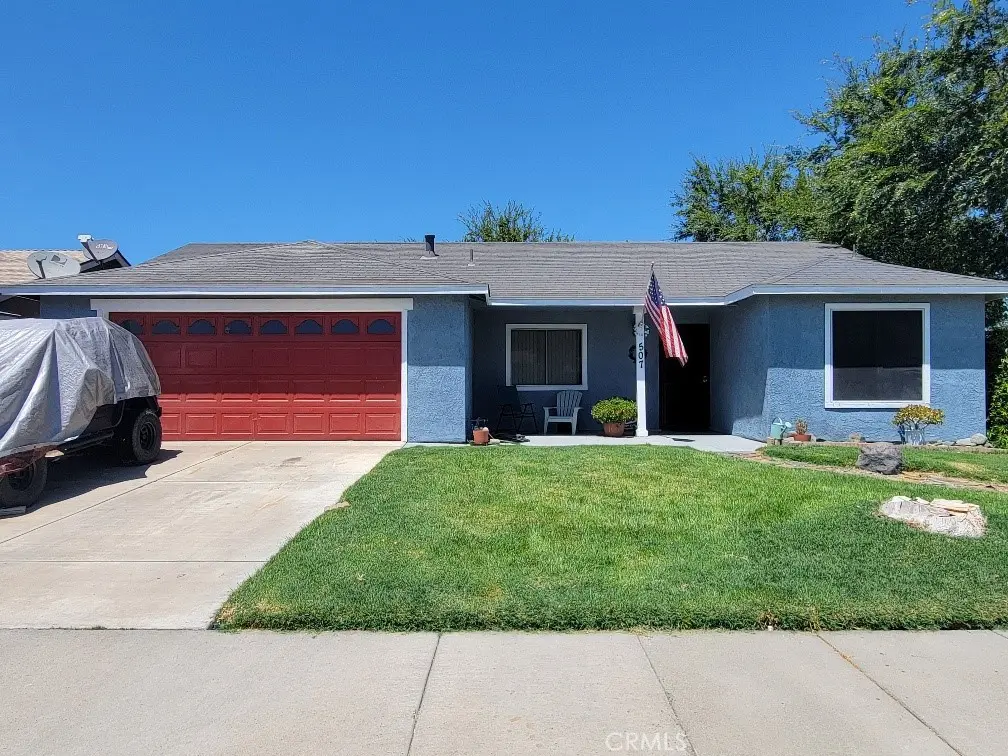Single Family Residence for sale at 507 Lady Slipper Lane, Newman, CA featuring 3 beds and 2 baths