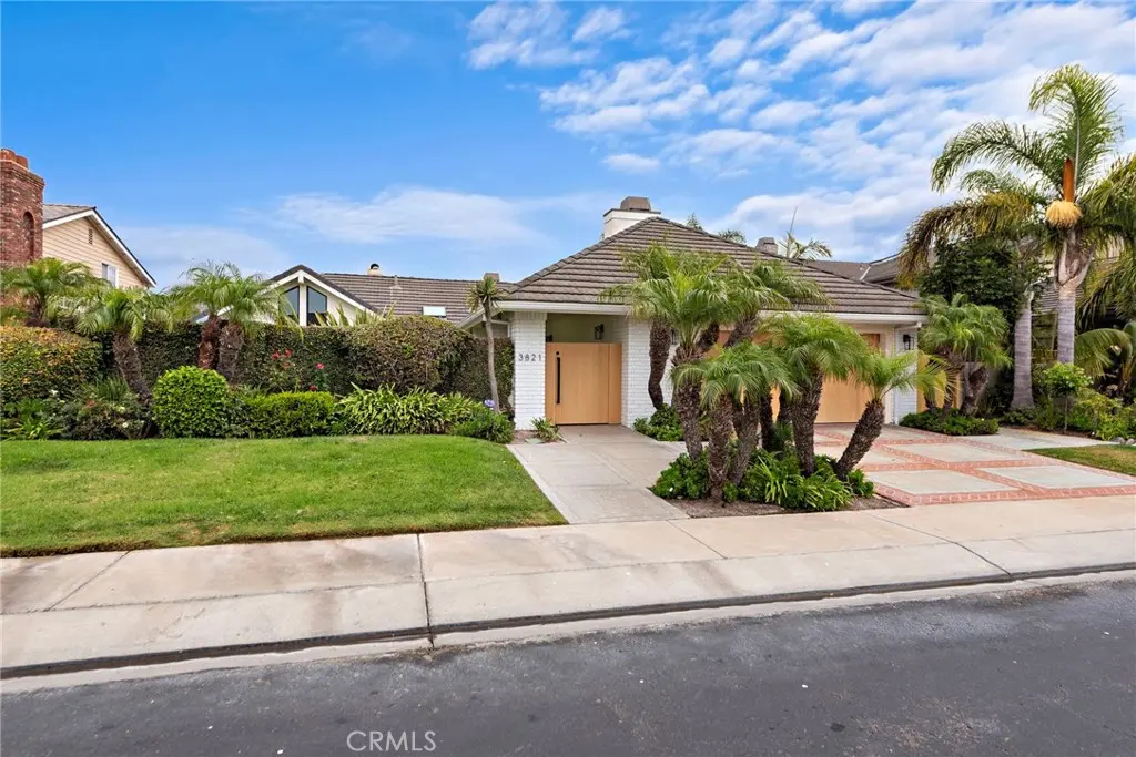 Single Family Residence for rent at 3821 Calle De Las Focas, San Clemente, CA featuring 3 beds and 3 baths