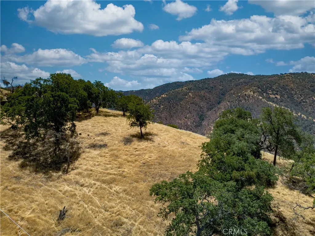 29201 Deertrail Drive, Tehachapi, CA — listing photo 1