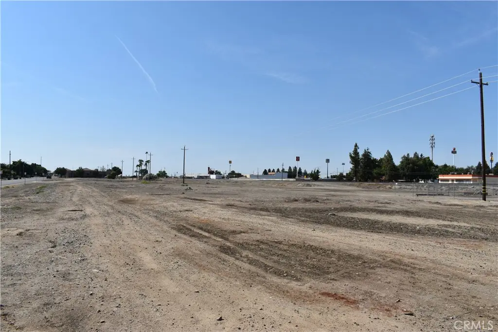 430 Front, Chowchilla, CA — listing photo 1
