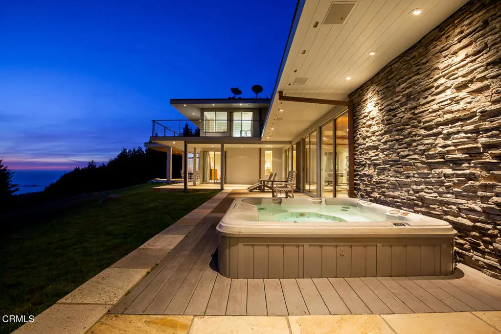 43850 Buckhorn Cove Road E, Little River, CA — listing photo 1