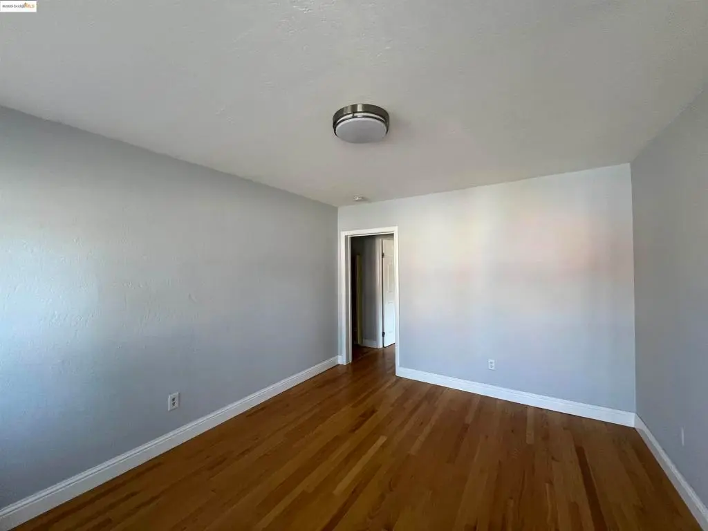 Residential Lease for rent at 3244 ELLIS ST, Berkeley, CA featuring 2 beds and 1 bath