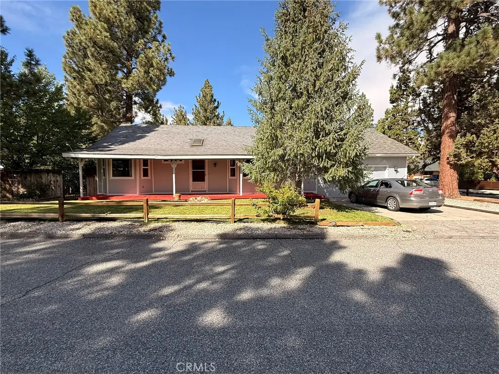 411 E Fairway Boulevard, Big Bear City, CA — listing photo 1