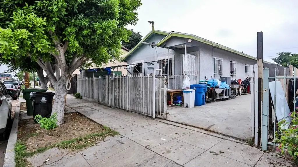 Duplex for sale at 6414 S Hoover Street, Los Angeles, CA