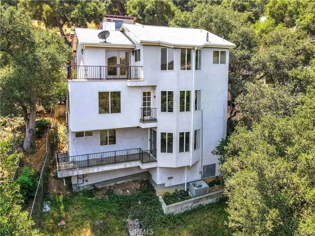 22011 Callado Way, Topanga, CA — listing photo 1