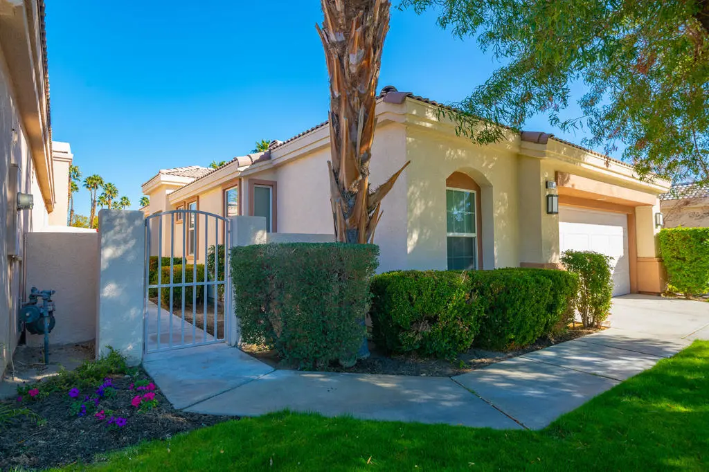 Residential Lease for rent at 67646 S Natoma Drive, Cathedral City, Riverside County, CA featuring 2 beds and 3 baths