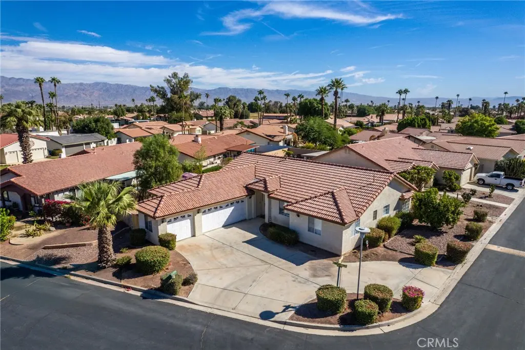 Residential Lease for rent at 48330 Mamie Way, Indio, Riverside County, CA featuring 3 beds and 2 baths