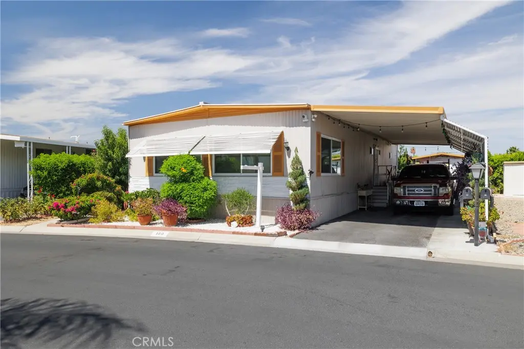 Manufactured In Park for sale at 3700 Buchanan Street 180, Riverside, CA featuring 2 beds and 3 baths
