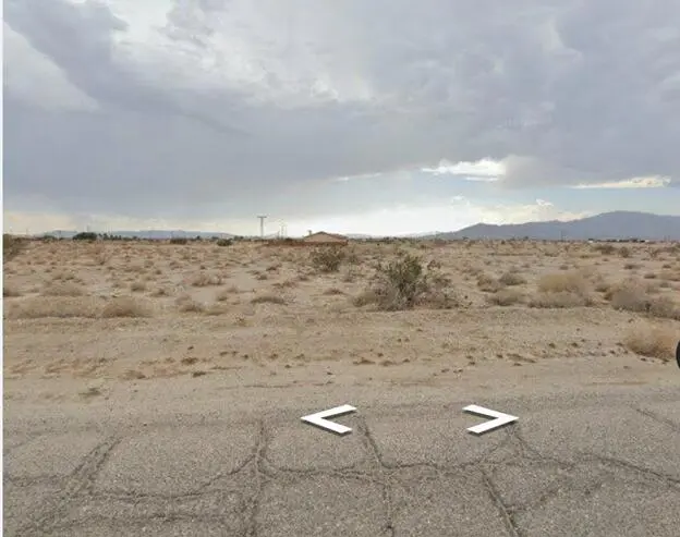 2457 Dolphin Drive, Salton City, CA — listing photo 1