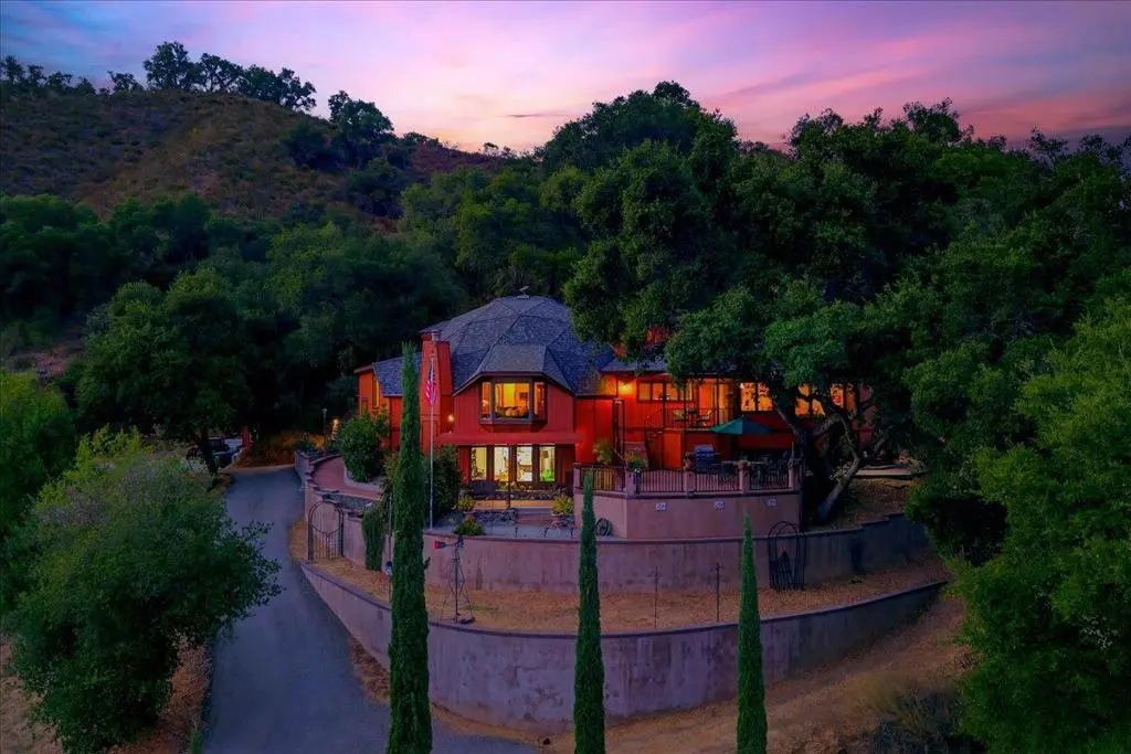 Single Family Residence for sale at 5224 Twin Falls Road, Morgan Hill, CA featuring 3 beds and 2 baths
