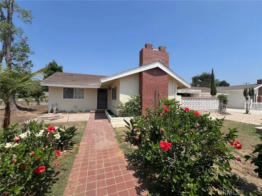 Residential Lease for rent at 601 Camino Grove Avenue, Arcadia, Los Angeles County, CA featuring 4 beds and 4 baths